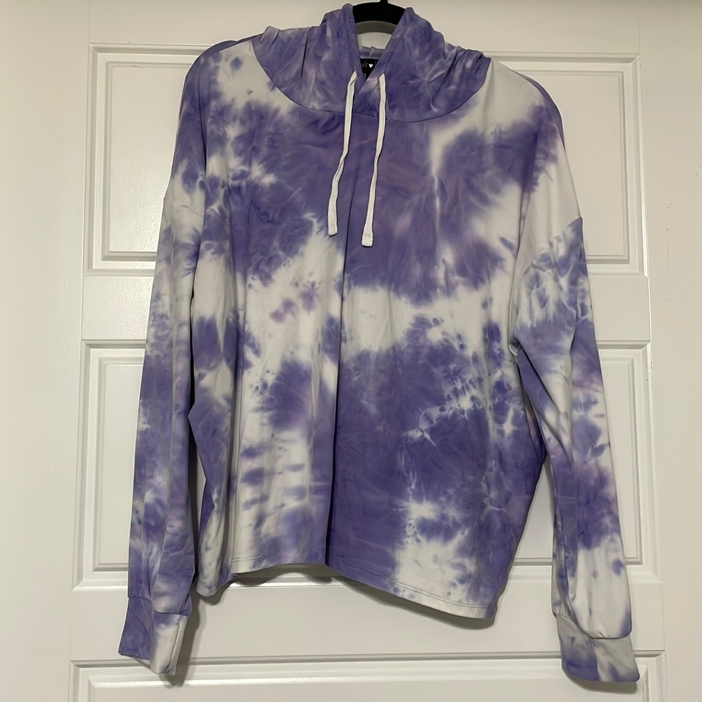 Lightweight Tie Die Hoodie Woman’s XL